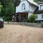Parkowa Проживання в сім'ї Шклярська Поремба